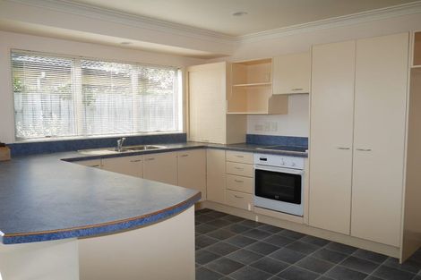 Photo of property in 151 Realm Drive, Paraparaumu, 5032