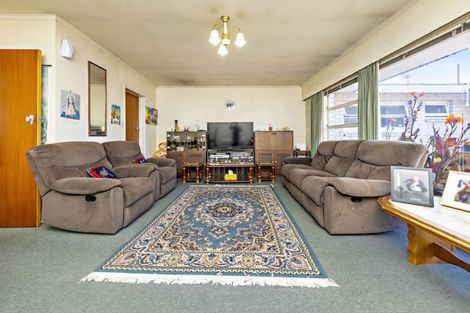 Photo of property in 2/24 Central Avenue, Papatoetoe, Auckland, 2025