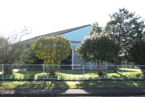 Photo of property in 37 Cargill Street, Papakura, 2110