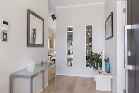 Photo of property in 11 Fendalton Place, Hatfields Beach, Orewa, 0931