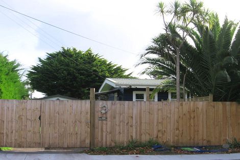 Photo of property in 3 Weggery Drive, Waikanae Beach, Waikanae, 5036