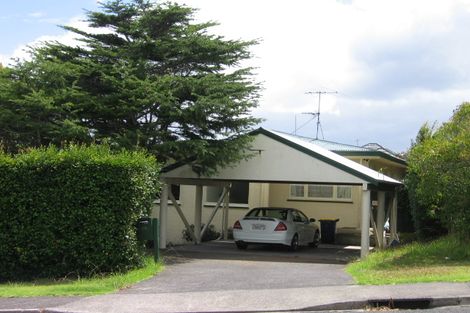 Photo of property in 1/9 Marsh Avenue, Forrest Hill, Auckland, 0620