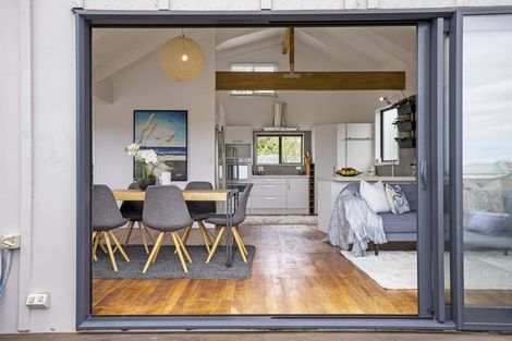 Photo of property in 55 Ardern Avenue, Stanmore Bay, Whangaparaoa, 0932