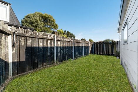 Photo of property in 2/10 Inverell Place, Mount Maunganui, 3116
