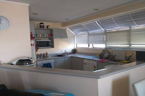 Photo of property in 1/1 Takutai Avenue, Bucklands Beach, Auckland, 2012