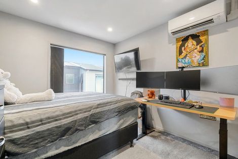 Photo of property in 1/1a Halsey Road, Manurewa, Auckland, 2102