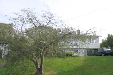 Photo of property in 11 Saint Johns Terrace, Tawa, Wellington, 5028