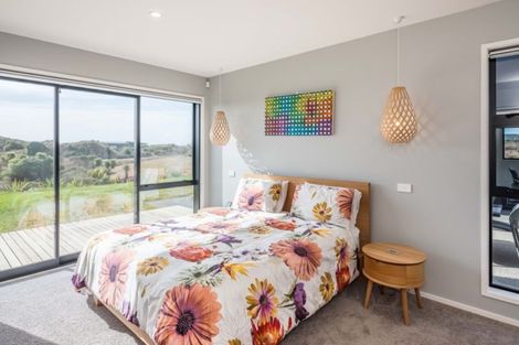 Photo of property in 27 Pingao Lane, Peka Peka, Waikanae, 5391