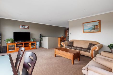 Photo of property in 6 Renner Place, Pyes Pa, Tauranga, 3112