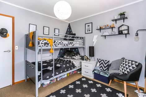 Photo of property in 171 Carnoustie Drive, Wattle Downs, Auckland, 2103