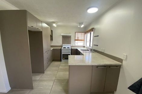 Photo of property in 23 Greenstone Place, Clover Park, Auckland, 2019