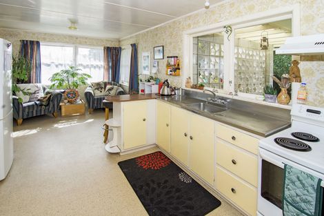 Photo of property in 13 Mabson Terrace, Masterton, 5810