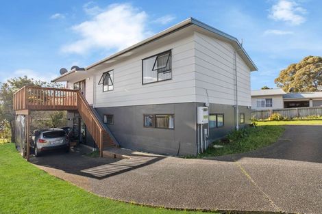 Photo of property in 51 Hindmarsh Street, Henderson, Auckland, 0612