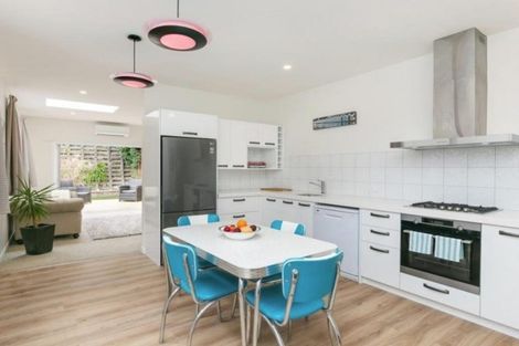 Photo of property in 79 Elizabeth Street, Mount Victoria, Wellington, 6011