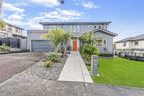 Photo of property in 45 San Valentino Drive, Henderson, Auckland, 0612