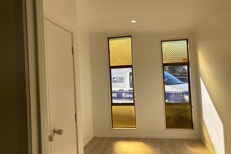 Photo of property in 10 Gulliver Place, Conifer Grove, Takanini, 2112