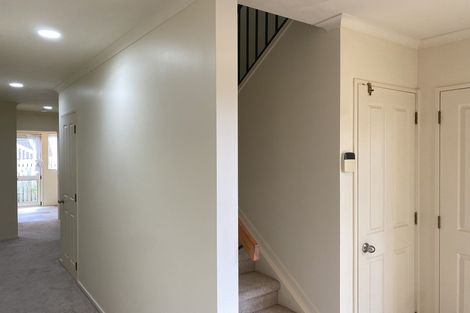 Photo of property in Chantelle Close, 44e Lavery Place, Sunnynook, Auckland, 0632