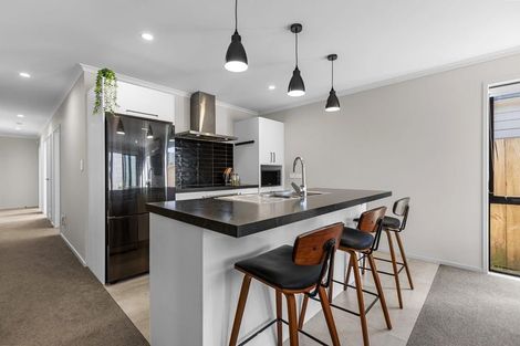 Photo of property in 6 Pense Place, Papamoa, 3118