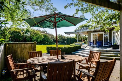 Photo of property in 1048 Normanby Road, Manaia, Hawera, 4678