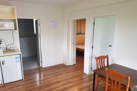 Photo of property in 3 Juneau Place, Glendene, Auckland, 0602