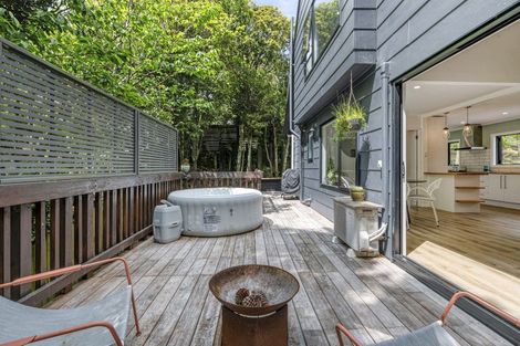 Photo of property in 1/91 Balmain Road, Birkenhead, Auckland, 0626