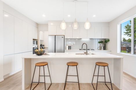 Photo of property in 10 Hedge Row, Sunnyhills, Auckland, 2010