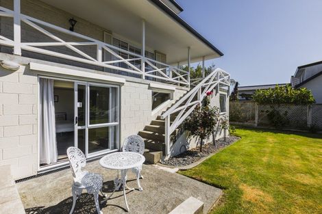 Photo of property in 81 Churchill Drive, Taradale, Napier, 4112