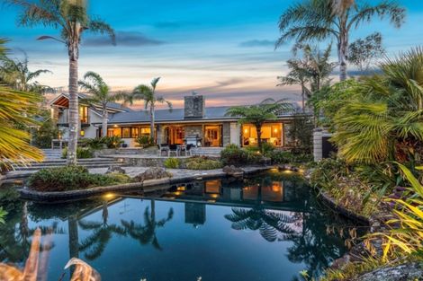 Photo of property in 39 Glenmore Road, Sunnyhills, Auckland, 2010