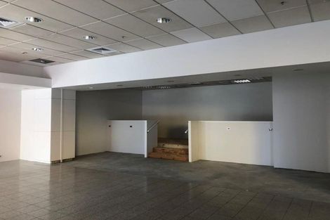 Photo of property in 290 Queen Street, Pukekohe, 2120