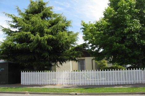 Photo of property in 3 Eglinton Street, Avondale, Christchurch, 8061