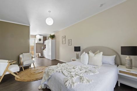 Photo of property in 6 Mace Street, Waitara, 4320