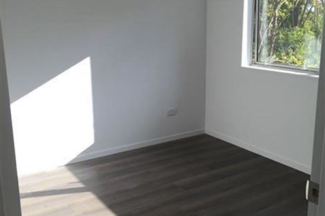 Photo of property in 11 Jomard Terrace, Northcross, Auckland, 0632