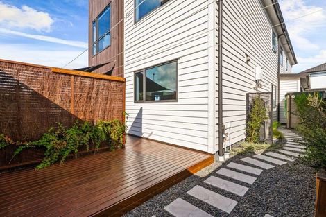 Photo of property in 38 Craigs Way, Hobsonville, Auckland, 0616