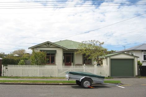 Photo of property in 13 Sarjeant Street, Gonville, Whanganui, 4500