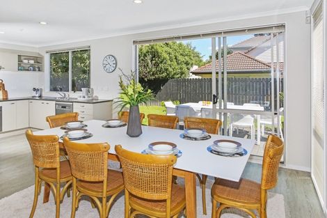 Photo of property in 36 Bruce Pulman Drive, Takanini, 2112