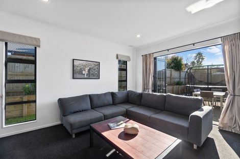 Photo of property in 54 Cairns Crescent, Rototuna, Hamilton, 3210
