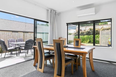 Photo of property in 221 Lakes Boulevard, Pyes Pa, Tauranga, 3112