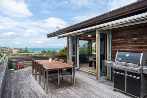 Photo of property in 43 Aotearoa Terrace, Murrays Bay, Auckland, 0630