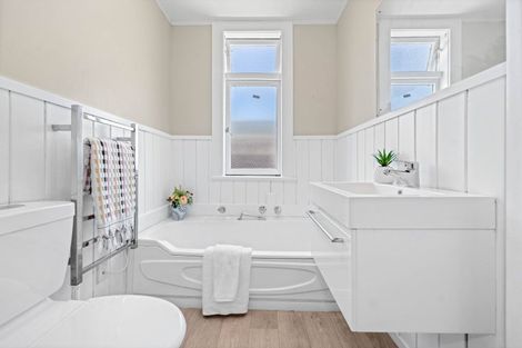 Photo of property in 7 Howden Road, Fairfield, Hamilton, 3214