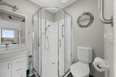 Photo of property in 207 Royal Road, Massey, Auckland, 0614