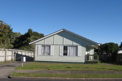 Photo of property in 6 Seaward Place, Wattle Downs, Auckland, 2103