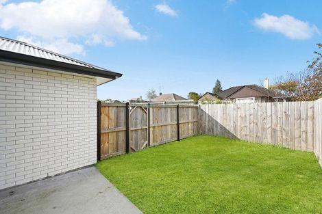 Photo of property in 2/72 Marshall Street, Fairfield, Hamilton, 3214