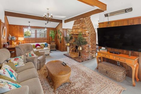 Photo of property in 15 Daniell Street, Bulls, 4818