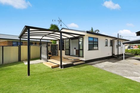 Photo of property in 42 English Street, St Andrews, Hamilton, 3200