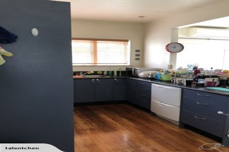 Photo of property in 17 Bauchop Road, Waterloo, Lower Hutt, 5011