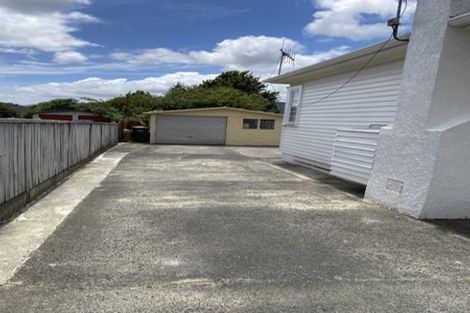 Photo of property in 22 Hay Street, Wainuiomata, Lower Hutt, 5014