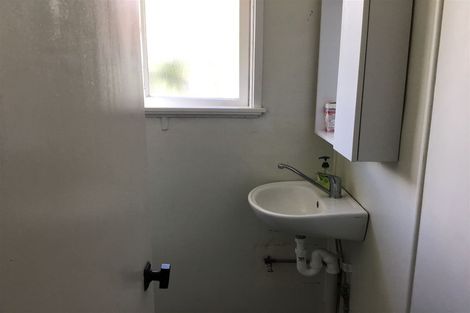 Photo of property in 5 Denny Avenue, Wesley, Auckland, 1041