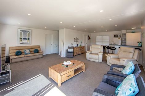 Photo of property in 187 One Tree Point Road, One Tree Point, 0118