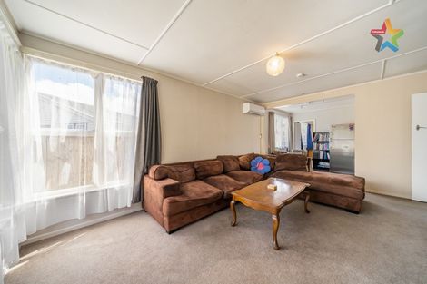 Photo of property in 43 August Street, Stokes Valley, Lower Hutt, 5019