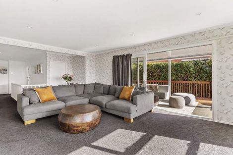 Photo of property in 49 Sunrise Boulevard, Tawa, Wellington, 5028